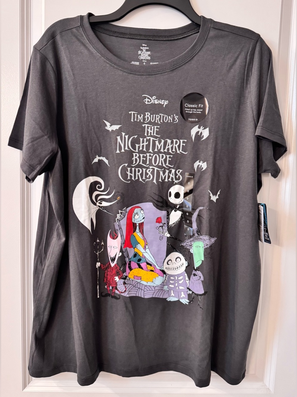 #z1025 Torrid Nightmare Before Christmas Classic Fit Crewneck Tee Vintage Black